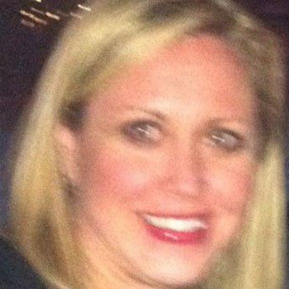 Meet your Posher, Deborah