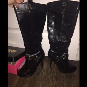 Charlotte Russe size 8 gold heel winter high heel Charlotte Russe size 8 gold heel winter high heel