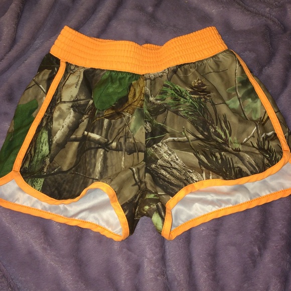 Real Tree shorts