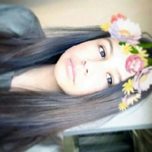 Meet your Posher, Nora