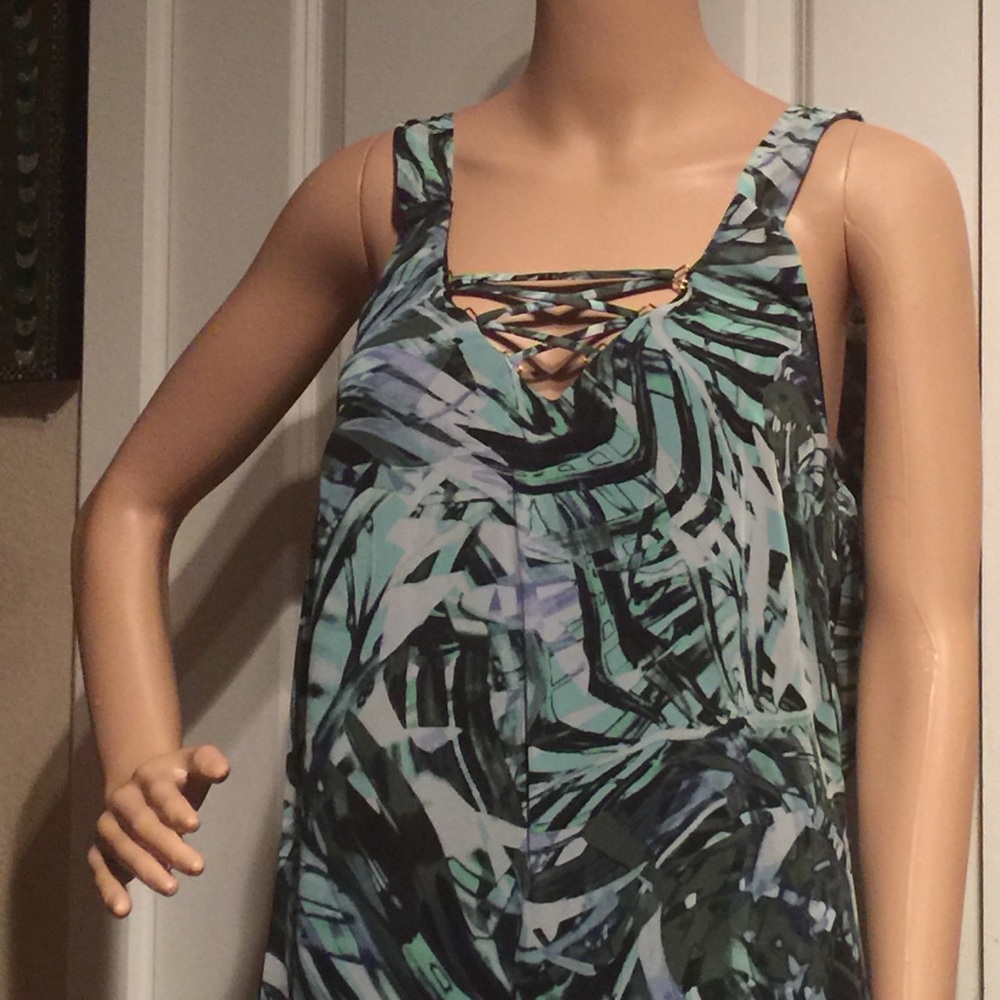 Extra 30% off NWT Jennifer Lopez halter dress - Picture 3 of 4