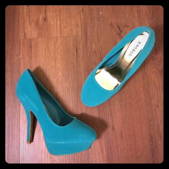 Bright Turquoise Heels