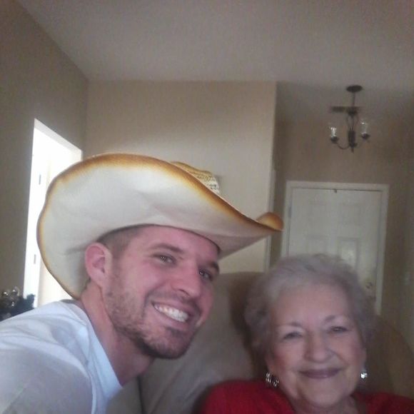 Meet your Posher, Christian