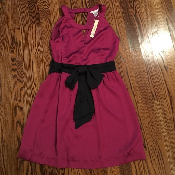 Esley fuschia dress with navy bow