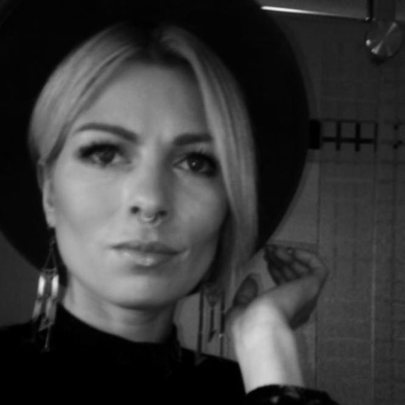Meet your Posher, Jennifer