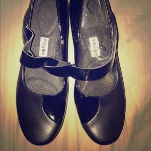 Tsubo Mary Jane Patent Wedges