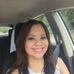 Meet your Posher, Cynthia