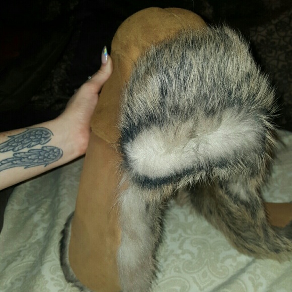 A Furry Cap main image 4