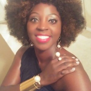 Meet your Posher, Betty-ann