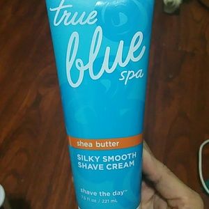 B&BW SHAVING CREAM