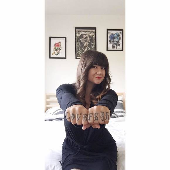 Meet your Posher, Ayla