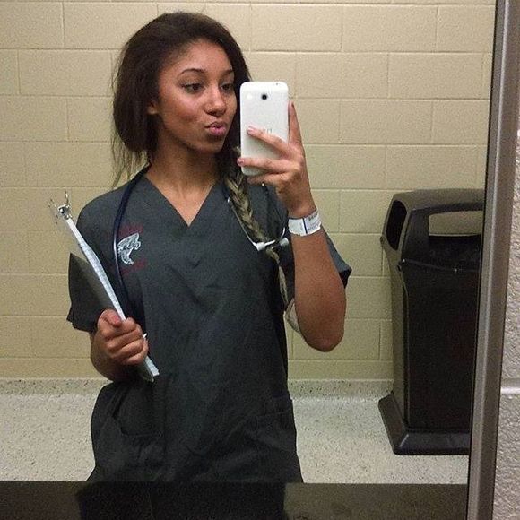 Meet your Posher, Tei'asha