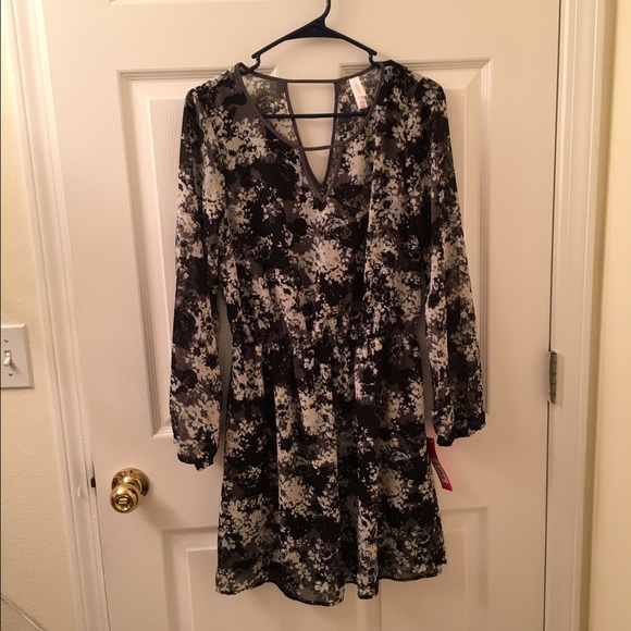 NWT XHILARATION DRESS