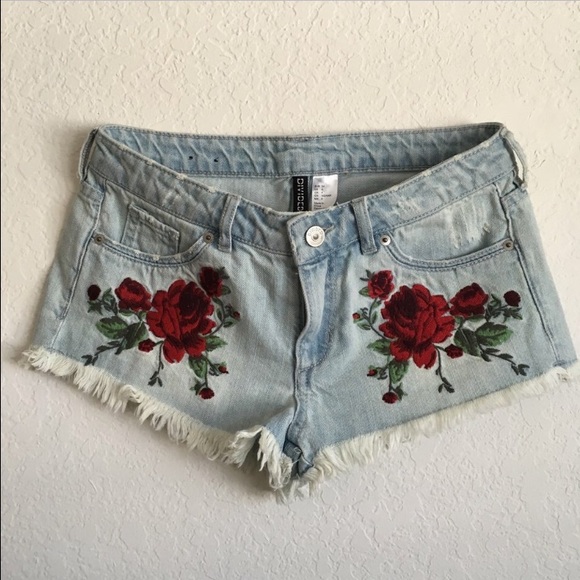 Rose Embroidered Shorts
