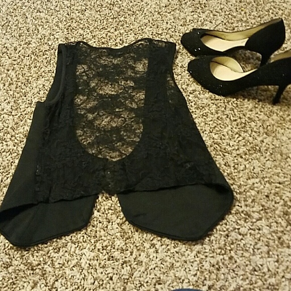 Vest - Picture 2 of 2