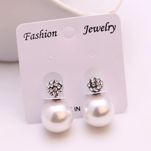 Double Sided Pearl Earrings - Picture 2 of 3
