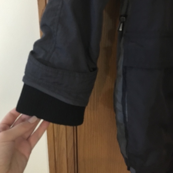 Gray jacket - Picture 3 of 4