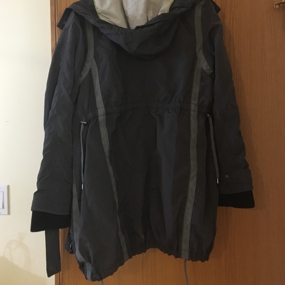 Gray jacket - Picture 4 of 4