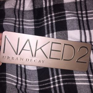 NAKED 2