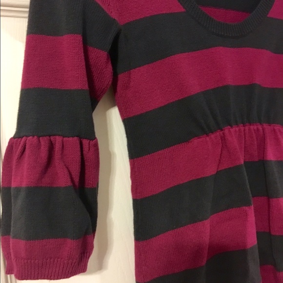 Calvin Klein flutter sleeve sweater - Picture 2 of 4