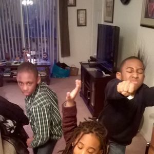 Meet your Posher, Johnnecia