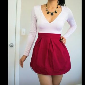 Sexy & cute long sleeve white and red V line mini