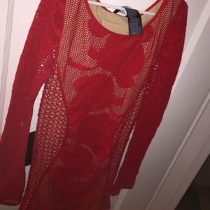 RED BEBE SEXY BODYCON