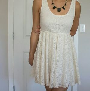 Forever 21 cute laced mini dress