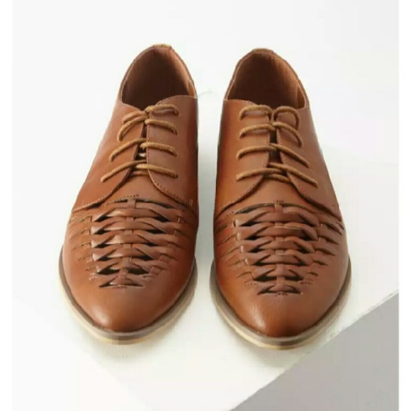 Brown Faux leather oxfords