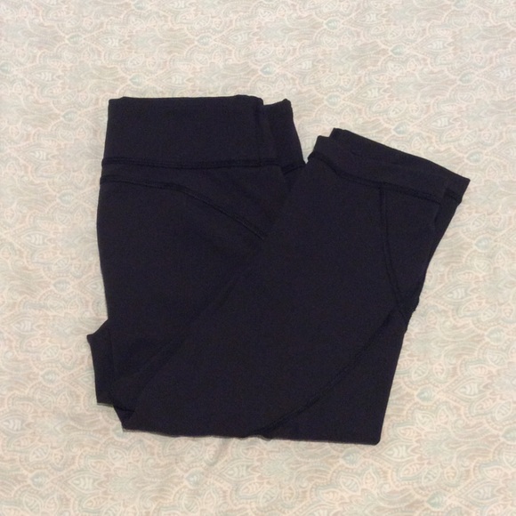 Lululemon crop leggings!