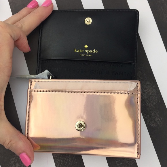 ♠️ Rose Gold Iridescent DARLA Wallet Kate Spade - Picture 3 of 8
