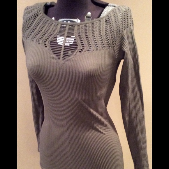 Free People Tops - 🚫on hold🚫Free people ribbed cut out long sleeve