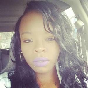 Meet your Posher, Akeia