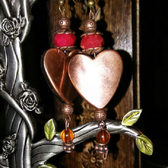 Copper heart dangle earrings - Picture 7 of 8