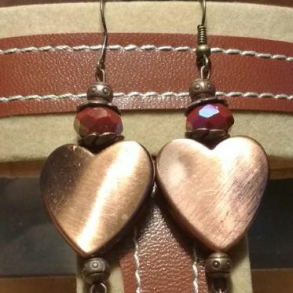 Copper heart dangle earrings - Picture 3 of 8