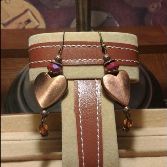 Copper heart dangle earrings - Picture 4 of 8