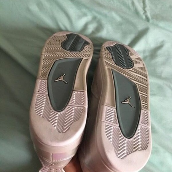Wmns Jordan 4 Retro  Jordan retro 4s