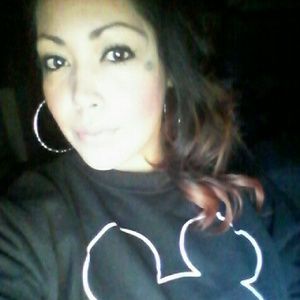 Meet your Posher, Adriana