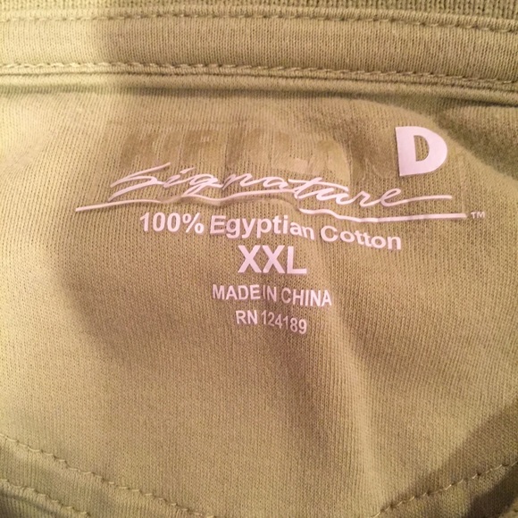 Kirkland polo shirt 100% Egyptian cotton size L - Picture 2 of 2