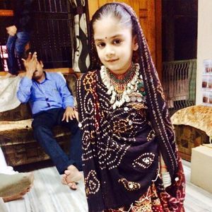 Meet your Posher, Aesha