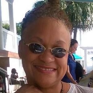 Meet your Posher, Valerie