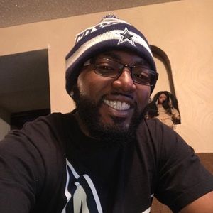 Meet your Posher, Gregory