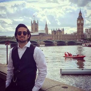 Meet your Posher, Luis