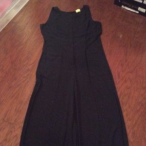 BCBGMAXAZRIA BLACK JUMPER SIZE MEDIUM