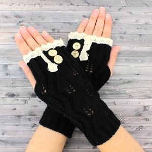 Clearance🔥Fingerless-Cell Phone Gloves!! Cute!!