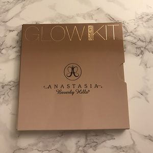 Anastasia beverly hills glow kit (sun dipped)
