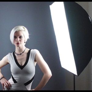 Soft Box (2) with 5200 k fluorescent bulbs NWOT