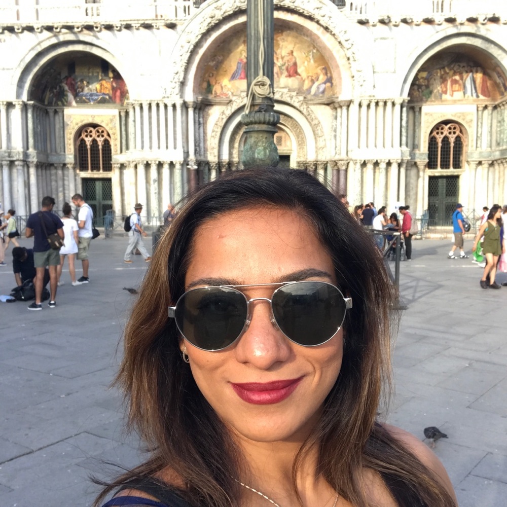 Meet your Posher, Anjali