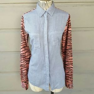 Maison Scotch Tiger Print Chambray button down