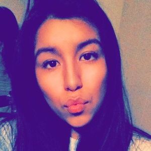 Meet your Posher, Nataly